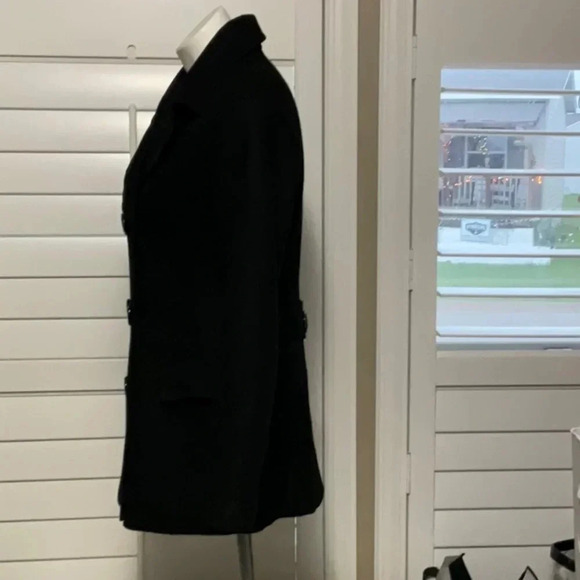 Delia’s - Picture 5 of 9